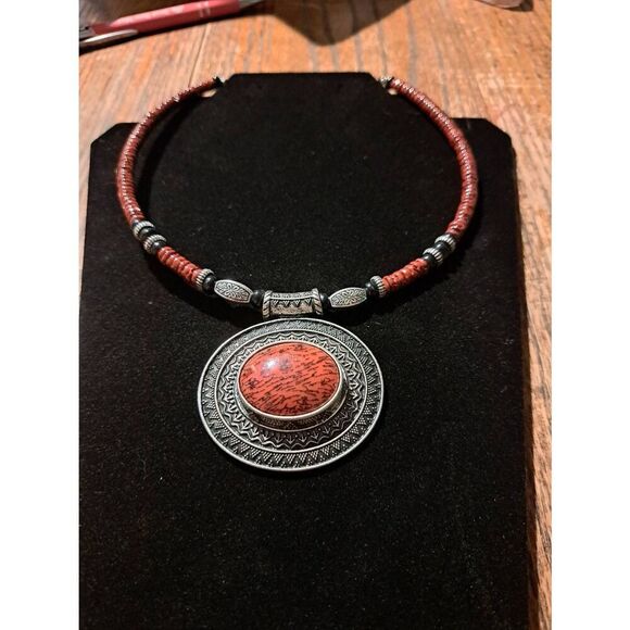 Premier Designs "Red Spice" Necklace – Antique Silver Tone with Genuine Shells - Picture 1 of 7